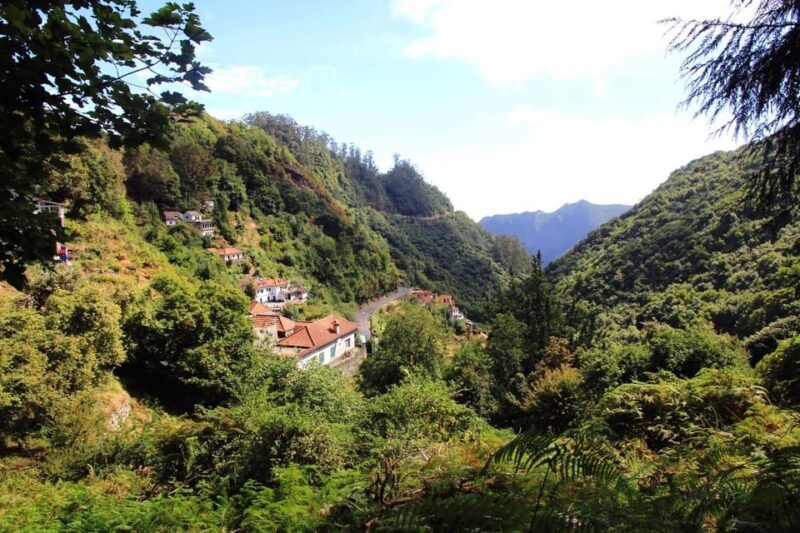 Madeira: Late East Tour with Pico do Areeiro Views - Scenic Drive to Pico do Areeiro and Beyond