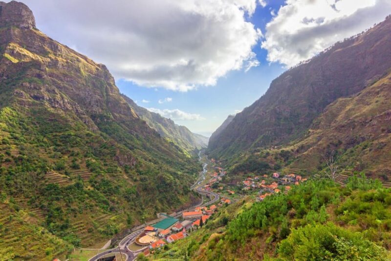 Madeira: Late West Tour with Natural Pools and Cliffs - Key Points