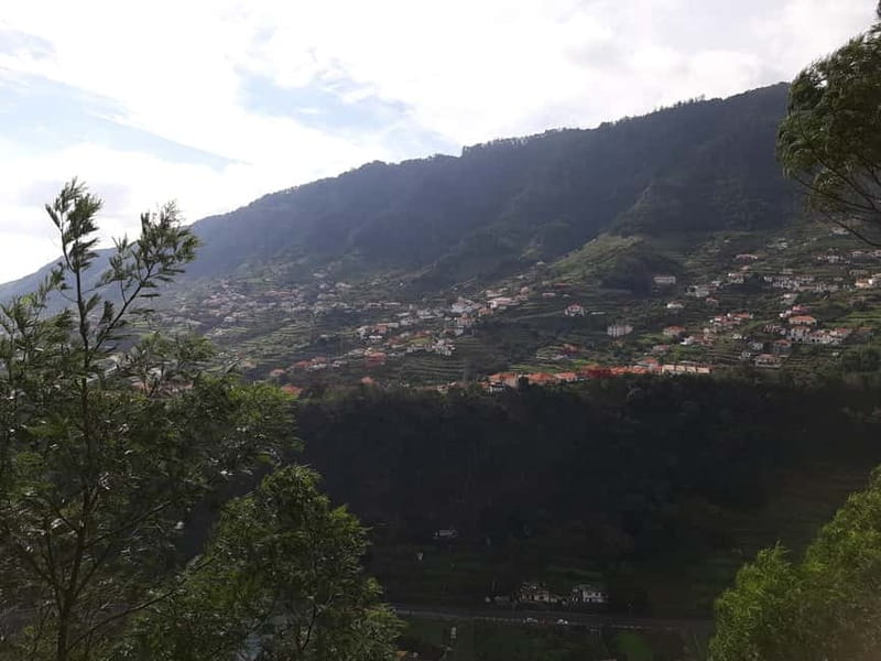 Madeira: Levada dos Maroços Hike - Tunnel and Viewpoint Highlights on the Route