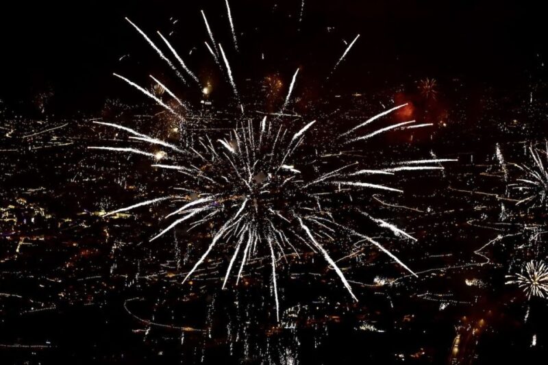 Madeira: New Years Eve Fireworks Catamaran Cruise - From the Marina to the Coastline: A Nighttime Coastal Cruise