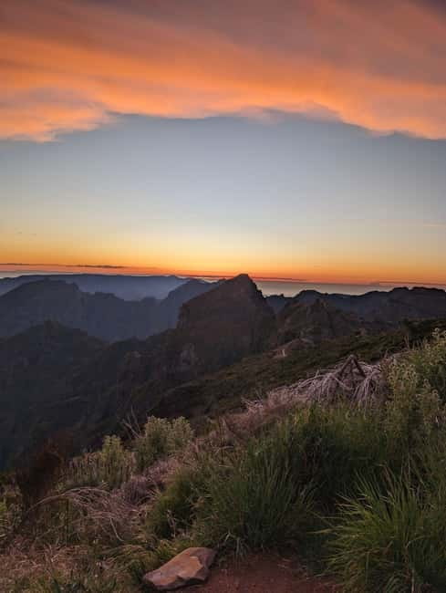 Madeira: Pico Arieiro Sunset with Stairway to Heaven Option - Exploring Pico do Arieiro at Sunset