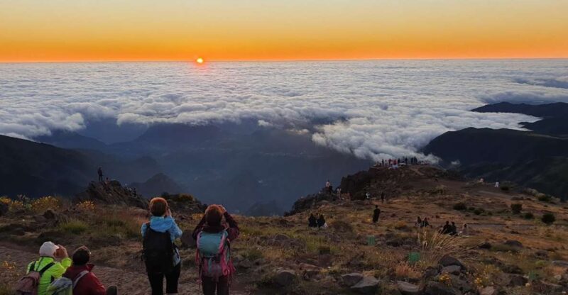 Madeira: Pico do Areeiro Sunrise Tour - Reaching Pico do Areeiro: The Highest Point in Madeira