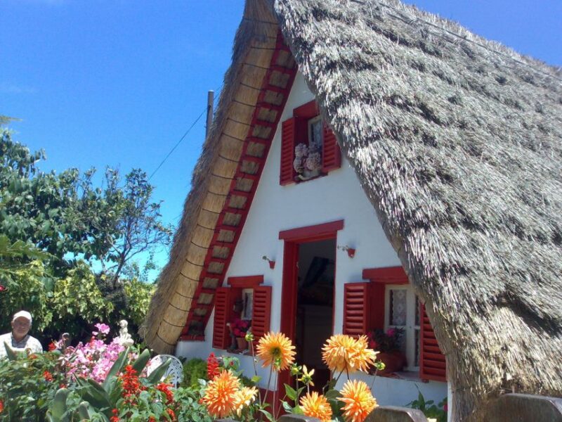 Madeira: Pico do Arieiro & Laurissilva Forest - East tour - Discover Santana’s Traditional A-Frame Houses
