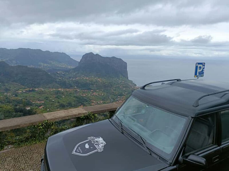 Madeira: Pico do Arieiro to Santana and Ponta de Sao Lorenco - Reaching Pico do Arieiro for Elevated Views and Exploration