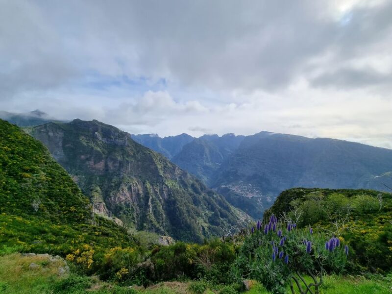 Madeira: Picturesque Peaks and Skywalk private 4x4 Jeep tour - The Cabo Girao Skywalk Experience