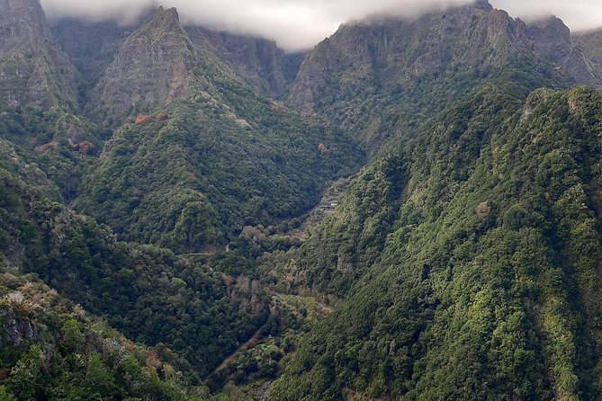 Madeira: Private 1.5-Kilometer Levada dos Balcões Hike PR11 - Weather Considerations and Cancellation Policy