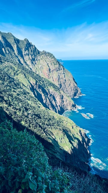 Madeira Stairway to Heaven to Larano Hike Mountain to Sea - The Experience of Guides and Group Size