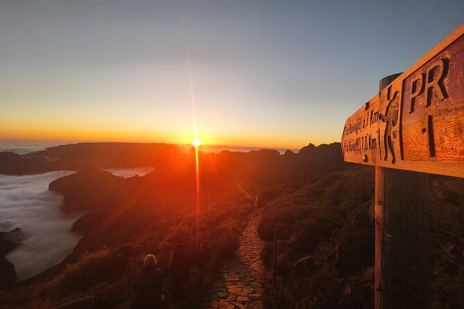 Madeira Sunset at Pico do Arieiro and PR1 Stairway To Heaven - Key Points