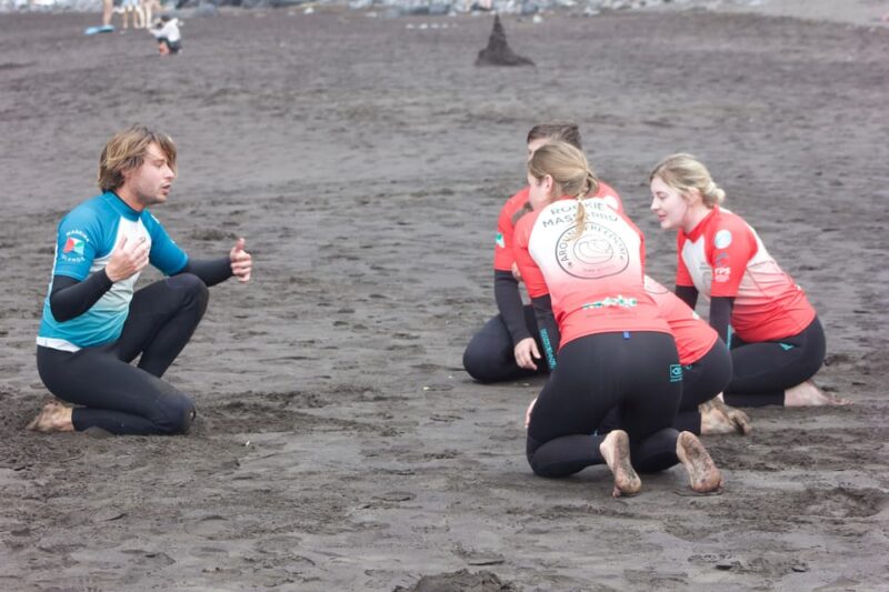 Madeira: Surf Lessons - Equipment and Safety: High-Quality Gear and Supportive Instruction