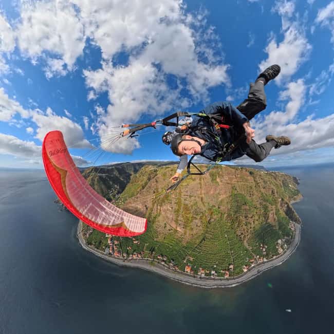 Madeira: Tandem Paragliding Flight - Madeira: Tandem Paragliding Flight Offers an Unmatched Aerial View