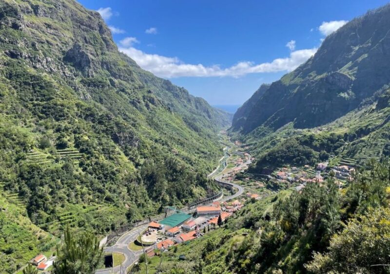 Madeira tour- Santana - Full Day - The Experience of the Guides and Overall Pacing