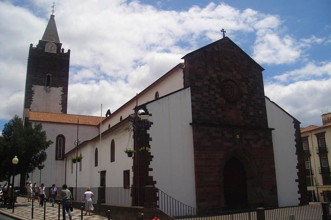 Madeira Wine Tasting and Funchal City tour - Admiring the Grandeur of the Cathedral of Our Lady of the Assumption