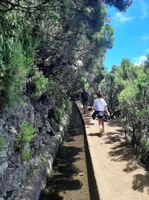 Madeiras Hidden Waterfall Gem - Lagoa do Vento - Suitability and Accessibility