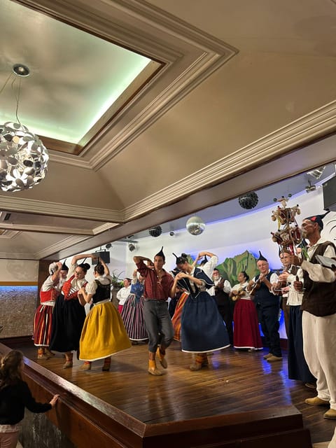 Madeira:TypicalShowFolklore Evening.included.Dinner transpt - Key Points
