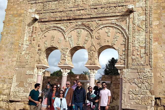 Madinat Al-Zahra Private tour with an expert - The Guide’s Expertise and Multilingual Service