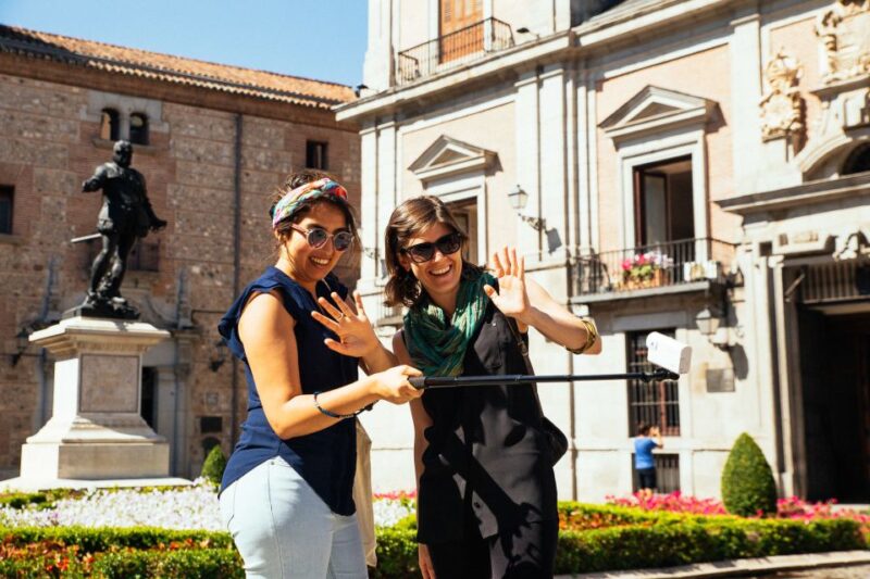 Madrid: 1.5-Hour Private Kick-Start Tour with a Local - Local Tips and Recommendations from Your Guide