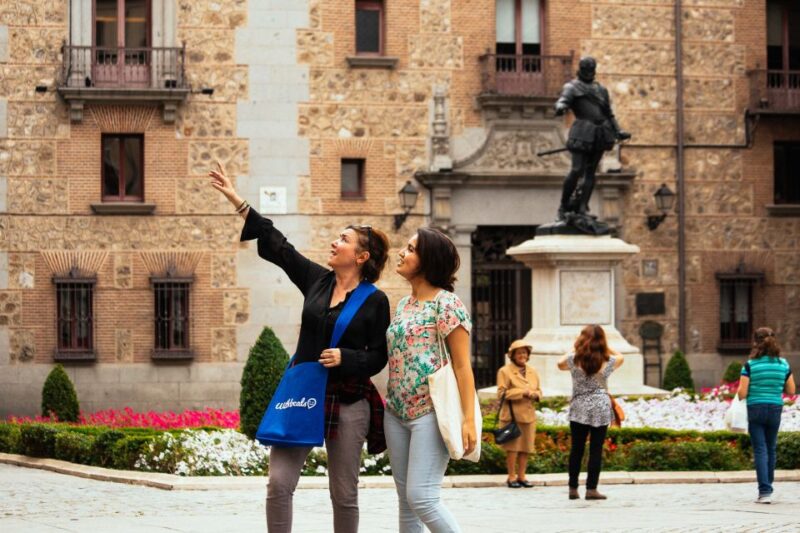 Madrid: 1.5-Hour Private Kick-Start Tour with a Local - The Guide Experience: Knowledge and Friendliness