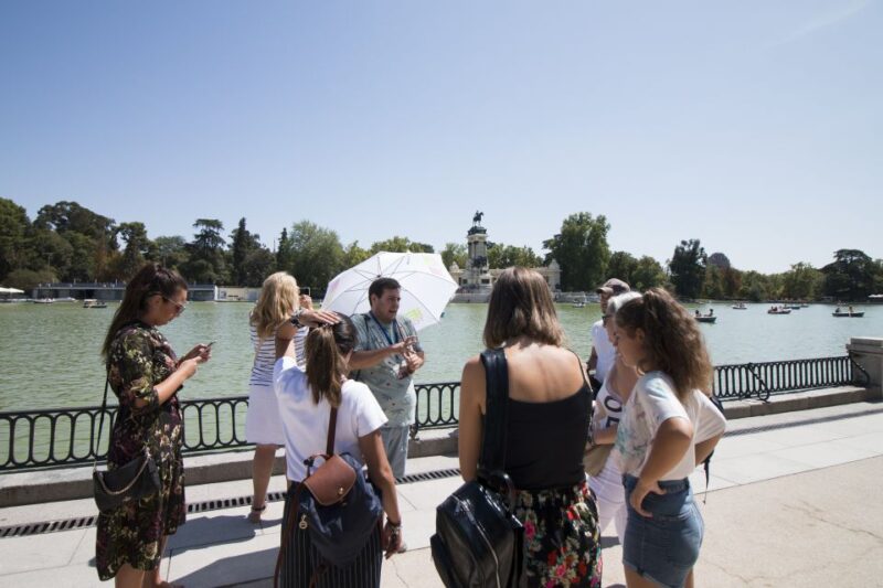 Madrid: 1.5-Hour Retiro Park Guided Walking Tour - Meet Your Guide at the Starting Point in Madrid