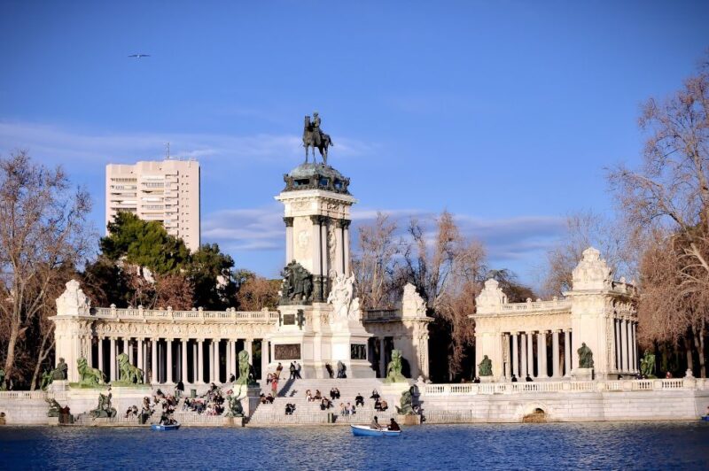 Madrid: 1.5-Hour Retiro Park Guided Walking Tour - Discover Hidden Corners and Secret Spots