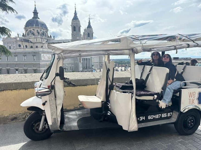 Madrid: 1 hour Highlight City Tour By Eco Tuk Tour - Discover Madrid in a Quick and Sustainable Way with an Electric Tuk Tuk Tour