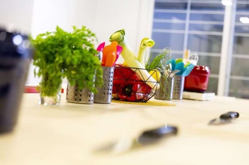 Madrid: 10 Tapas 2.5-Hour Cooking Class - What to Expect During the 2.5 Hours of Cooking and Tasting