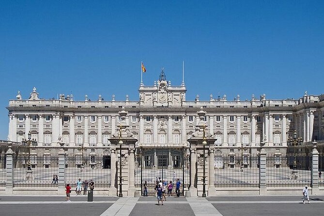 Madrid Afternoon Walking Tour with Royal Palace and Prado Museum - Key Points