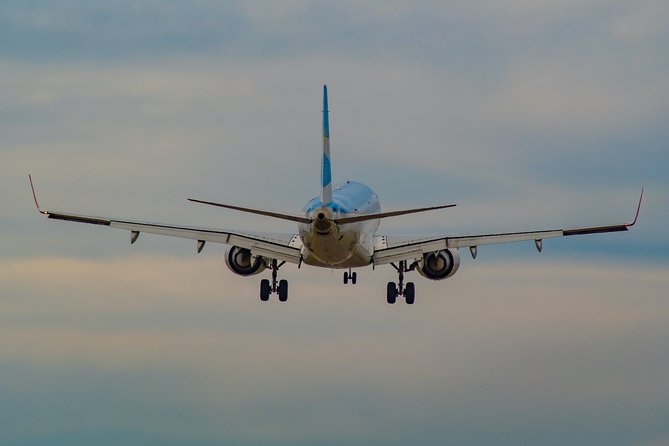 Madrid Airport Private Arrival Transfer - Potential Drawbacks: Limited Luggage Space and Availability Issues