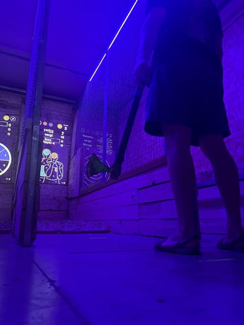 Madrid Atocha : Interactive Axe Throwing 1h - Comparing This Experience to Other Activities in Madrid