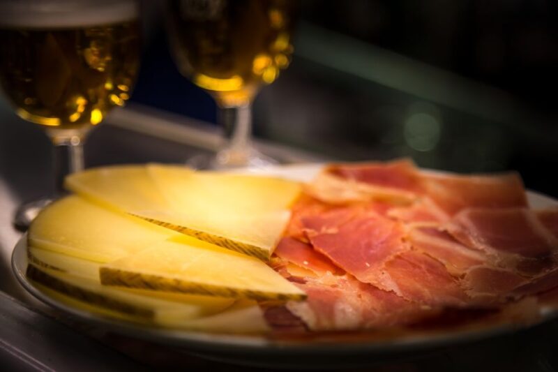 Madrid: Authentic Tapas Evening Tour with a side of History - Discover Madrid’s Authentic Tapas and Local History in a 3.5-Hour Tour