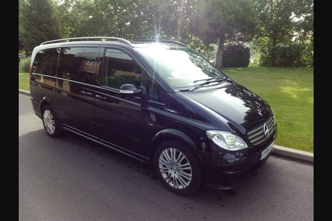 Madrid Barajas Airport Private Transfer To Madrid City - Comfort and Convenience with Luggage Assistance