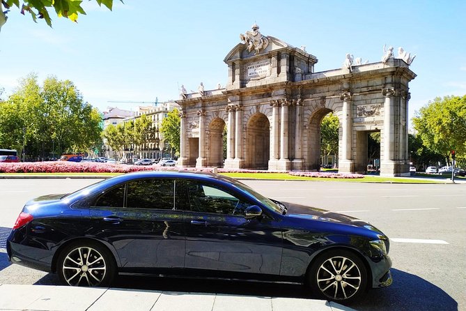 Madrid Barajas Airport Round Trip Private Transfer To Madrid City - Effortless Private Transfers Between Madrid Barajas Airport and Your Accommodation