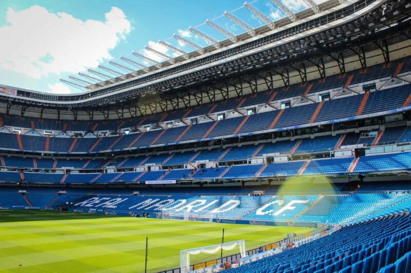Madrid: Bernabeu Stadium and Museum Tour + Tapas - Discover the Santiago Bernabeu Stadium and Museum Tour with Tapas for an authentic Madrid experience