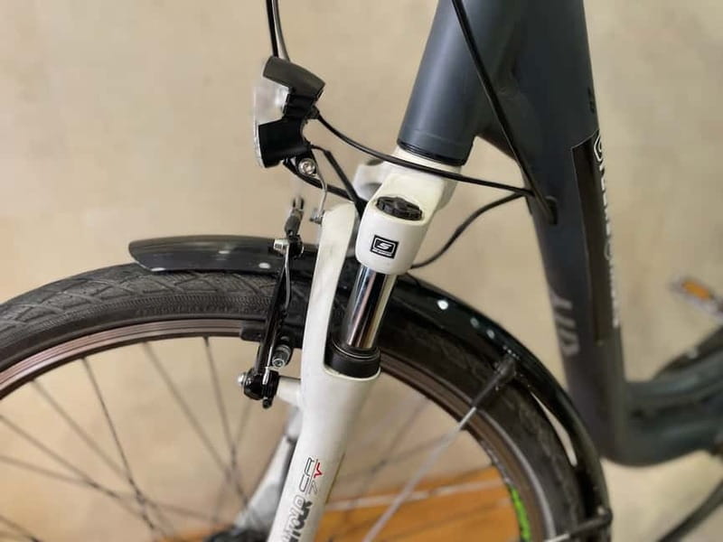 Madrid: Bike Rental with tourist map - Key Points