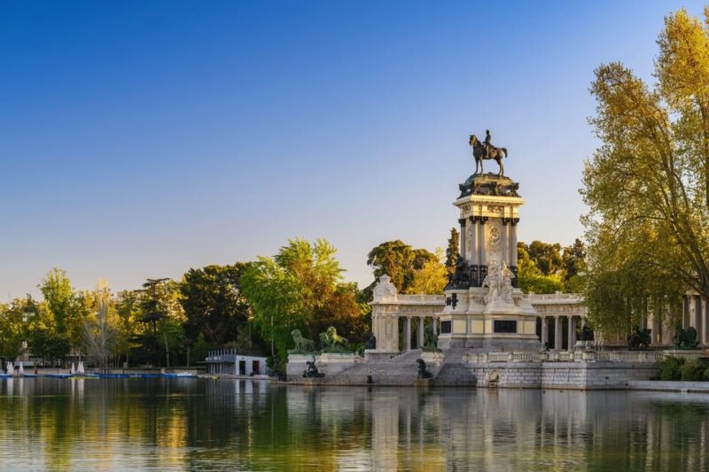 Madrid Bike Tour with Churros plus Ham & Wine Tasting Option - Touring Madrid’s Famous Plaza and Monument Sites