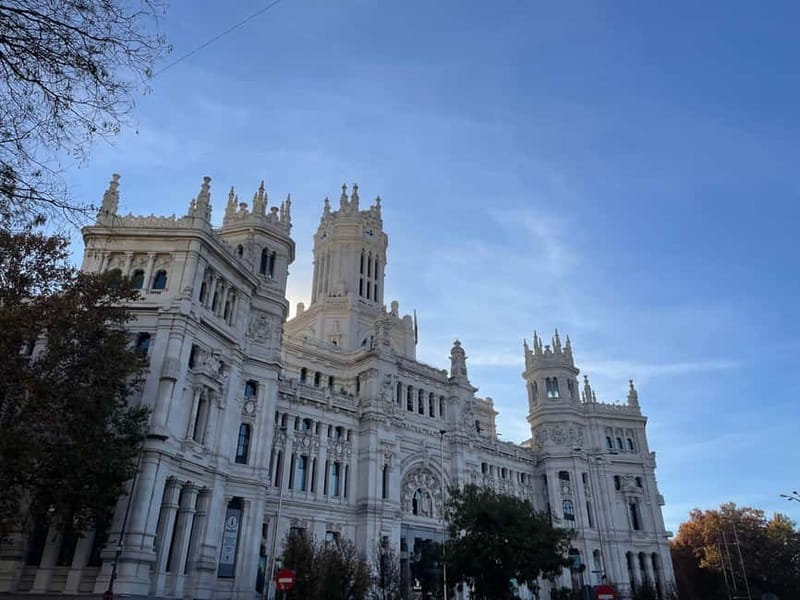 Madrid by Sidecar: 2hr Iconic Monuments - Key Points