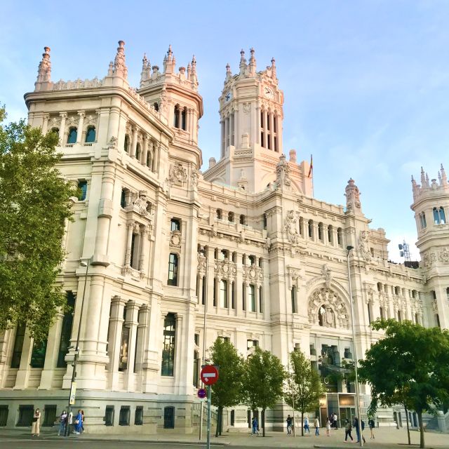 Madrid: Capture the most Photogenic Spots with a Local - Capturing Madrid’s Hidden Corners and Authentic Charm