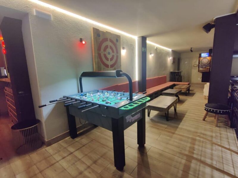 Madrid Center: AXE THROWING - Practical Tips for a Great Experience