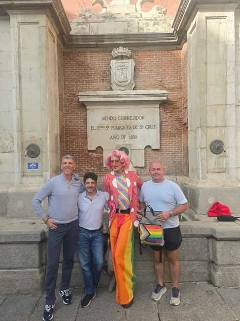Madrid: Drag Queen Guided City Tour - Walking Along Madrid’s Iconic Gran Vía