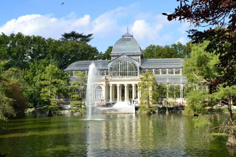 Madrid: El Retiro Park & City Sightseeing Audio Tour - Exploring Madrids Highlights with Audio Guides