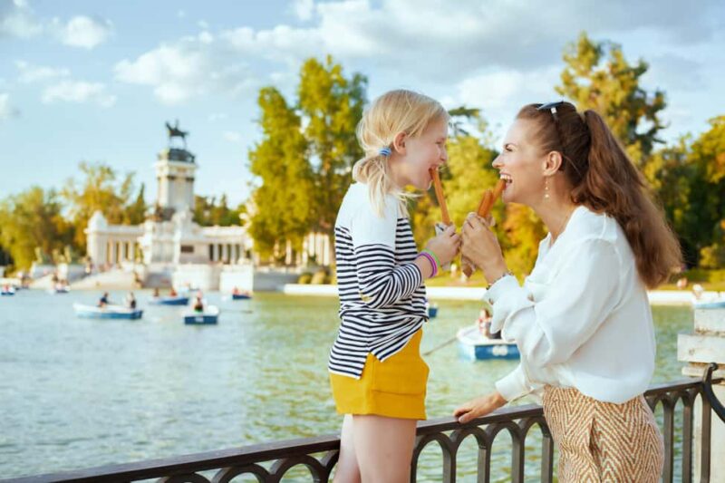 Madrid: El Retiro Park Private Photoshoot - How the Tour Explores El Retiro’s Most Photogenic Spots