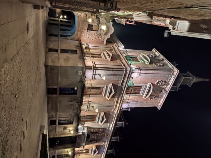 Madrid: Enchanted Evening Walking Tour in Spanish - Discover Madrid’s Nighttime Mysteries and Legends