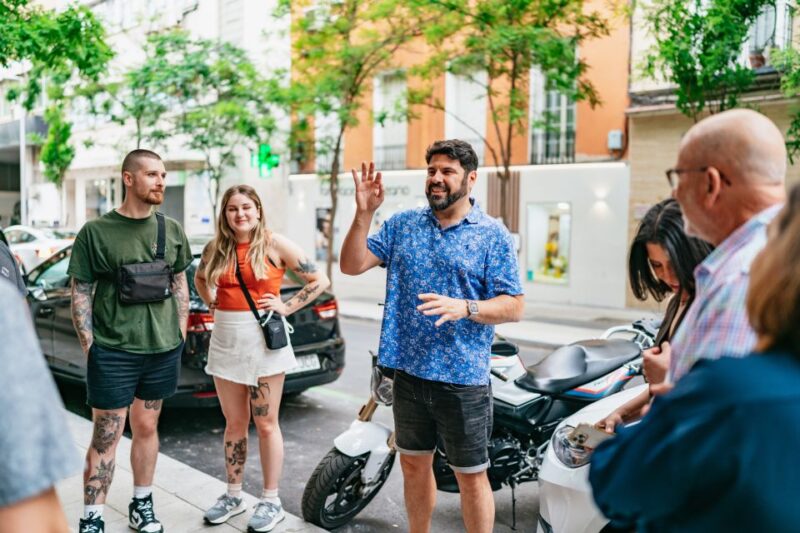 Madrid: Food & Wine Tour with 10 Tapas & 4 Drinks Included - The Role of the Local Guide