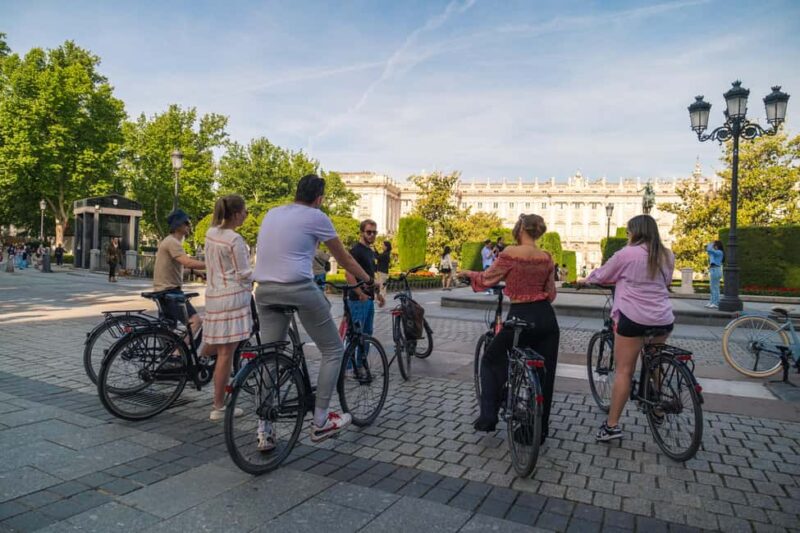 Madrid: Guided Bike Tour City Highlights Dutch and English - Exploring Madrid’s Landmarks on Two Wheels