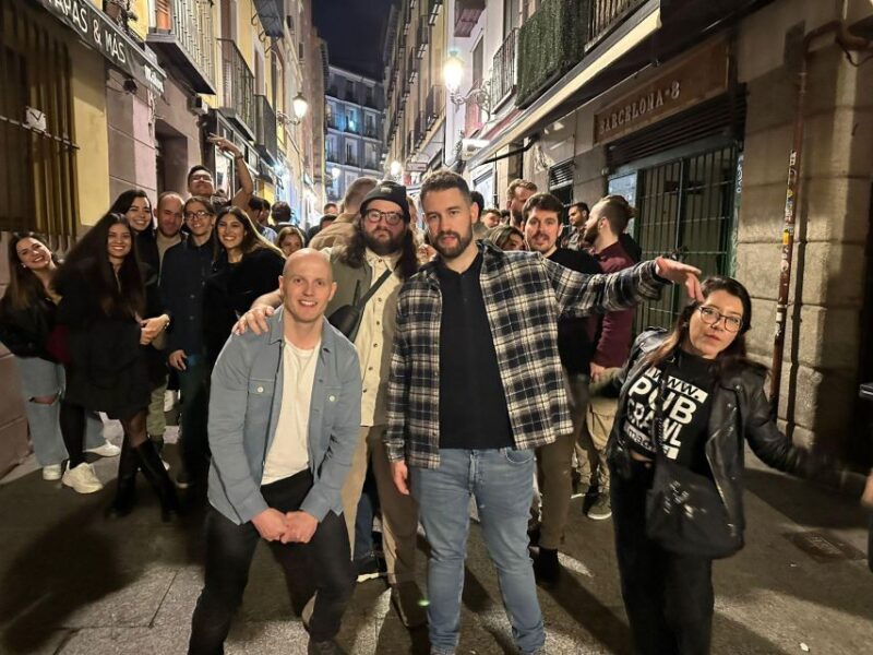 Madrid: Guided Pub Crawl Madrid Experience and Club Entry - Dress Code and Practical Tips for the Night