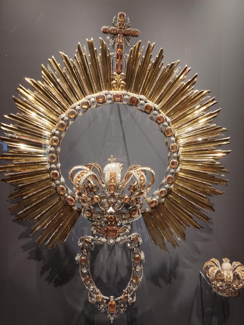 Madrid: Guided Tour of the Royal Collections Gallery - Highlights of the Artworks and Artifacts on Display