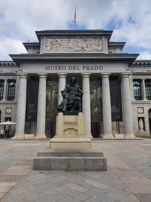 Madrid: guided visit of the Prado Museum with a native Italian-speaking tour guide - The Experience of a Dynamic, Interactive Tour