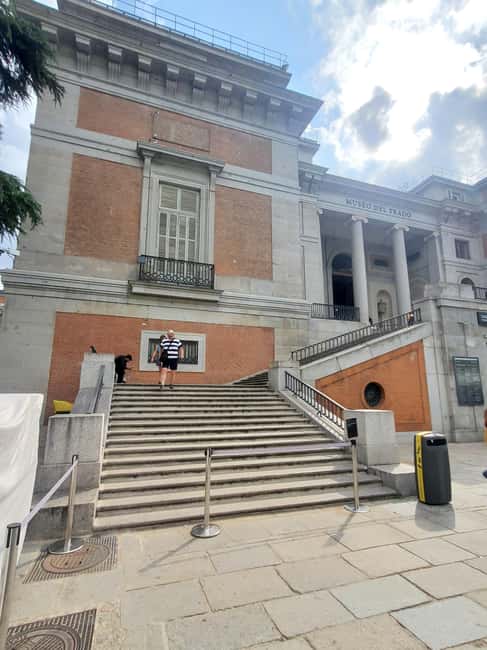 Madrid: guided visit of the Prado Museum with a native Italian-speaking tour guide - Practical Details for a Smooth Visit