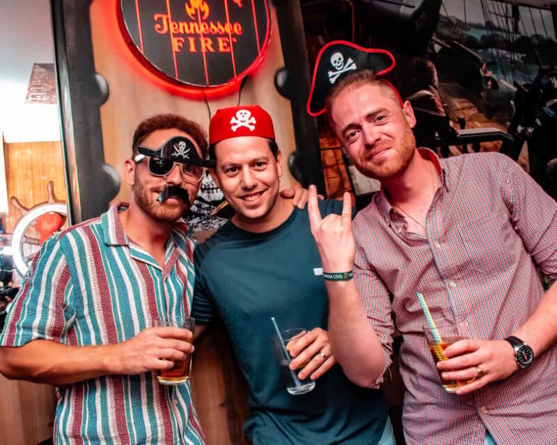 Madrid: Guided walking tour, bachelor party with drinks and show - Exciting All-Inclusive Bachelor Party Tour in Madrid with Drinks and Show