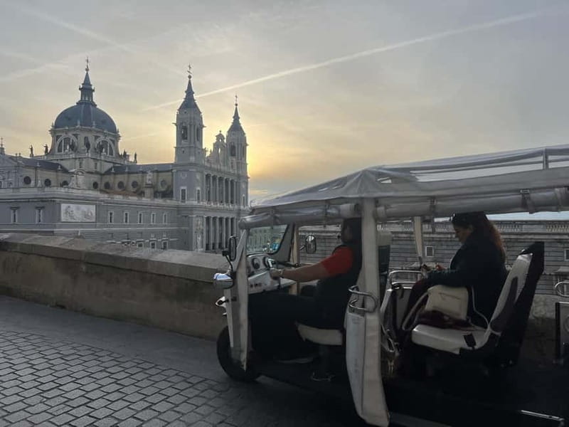 Madrid: Highlights City Tour by Electric Tuk Tuk - Key Points