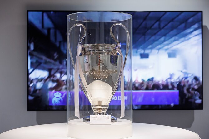 Madrid Highlights Tour with Santiago Bernabeu Stadium Entrance - Santiago Bernabeu Stadium: The Iconic Football Arena